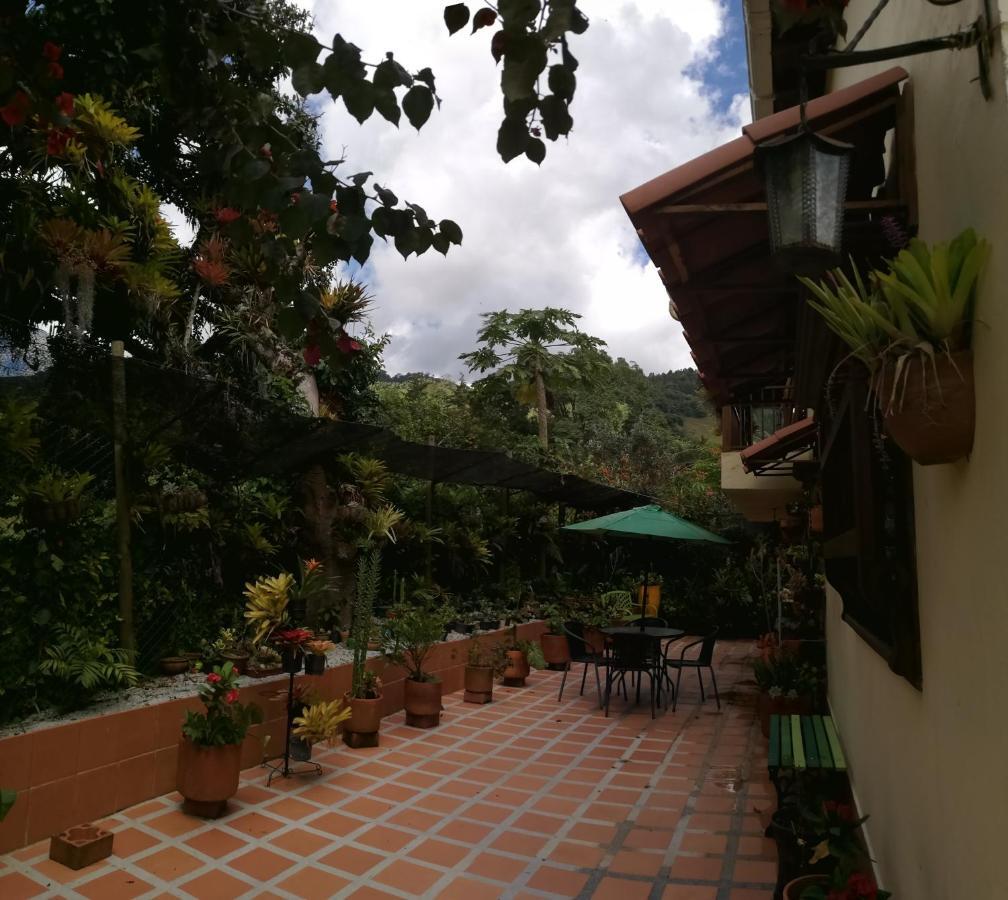 Mi Jardin Encantadoヴィラ エクステリア 写真